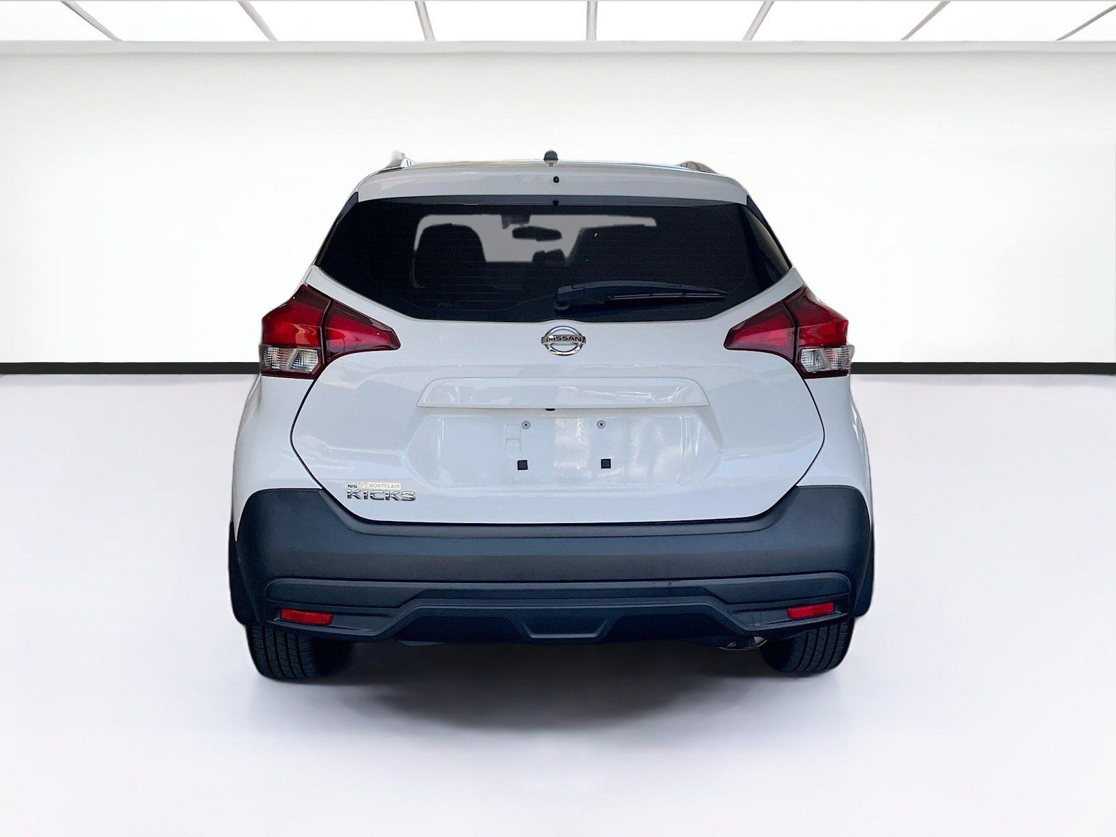 Used 2019 Nissan Kicks S FWD image 5