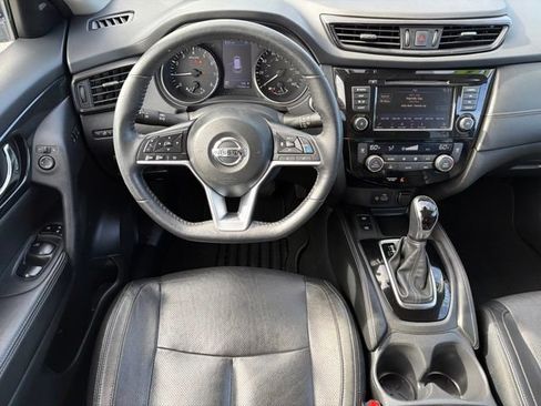 Used 2020 Nissan Rogue SL w/ Premium Package AWD/4WD image 19