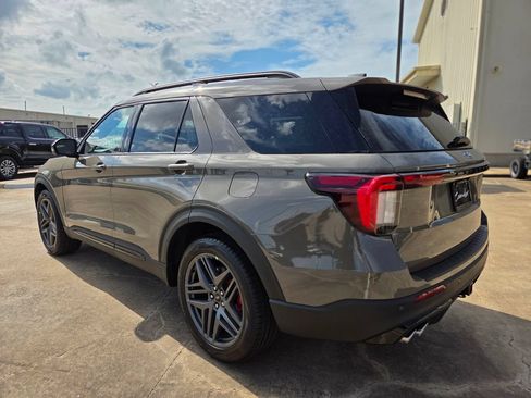 New 2026 Ford Explorer ST w/ Sun And Sound Package AWD/4WD image 7