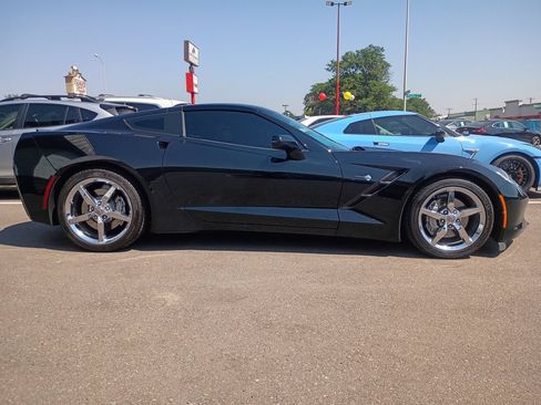 Used 2014 Chevrolet Corvette Stingray Coupe w/ 3LT Preferred Equipment Group RWD image 8