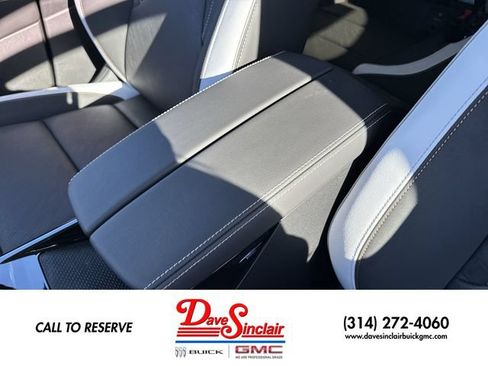 New 2026 Buick Envision Sport Touring AWD/4WD image 21