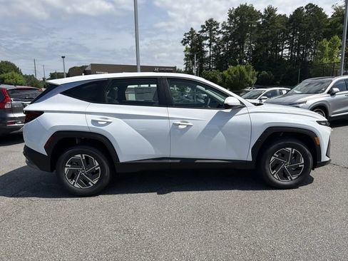 New 2026 Hyundai Tucson Blue SE AWD/4WD image 8