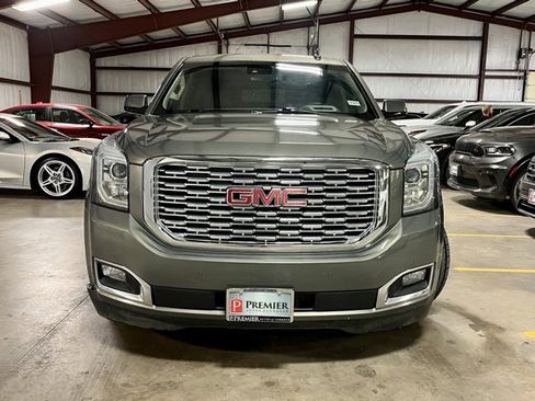 Used 2018 GMC Yukon XL Denali w/ Denali Ultimate Package image 2