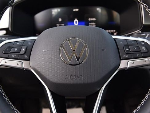 Used 2025 Volkswagen Taos S image 18