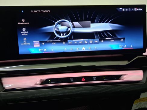 New 2026 BMW 530i w/ Convenience Package RWD image 23