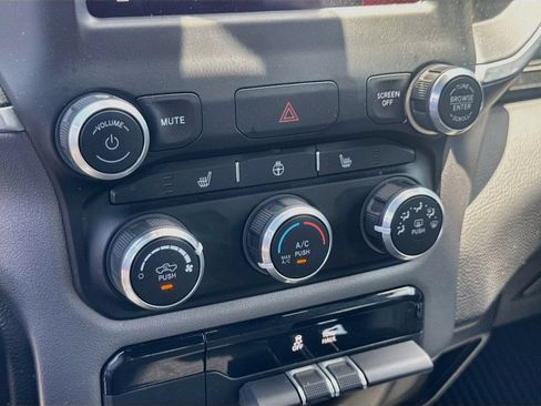 Used 2023 RAM 1500 Big Horn AWD/4WD image 17