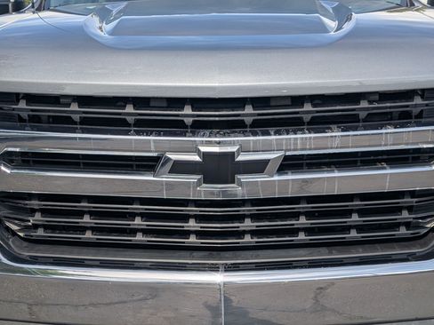 Used 2021 Chevrolet Silverado 1500 LT AWD/4WD image 9