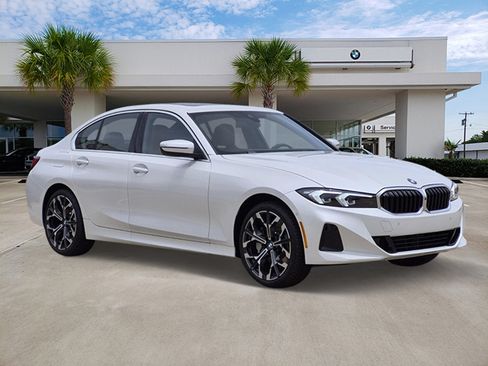 New 2026 BMW 330i Sedan w/ Convenience Package RWD image 3