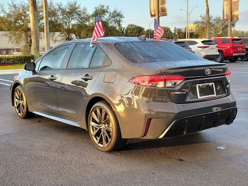 Used 2025 Toyota Corolla SE image 8