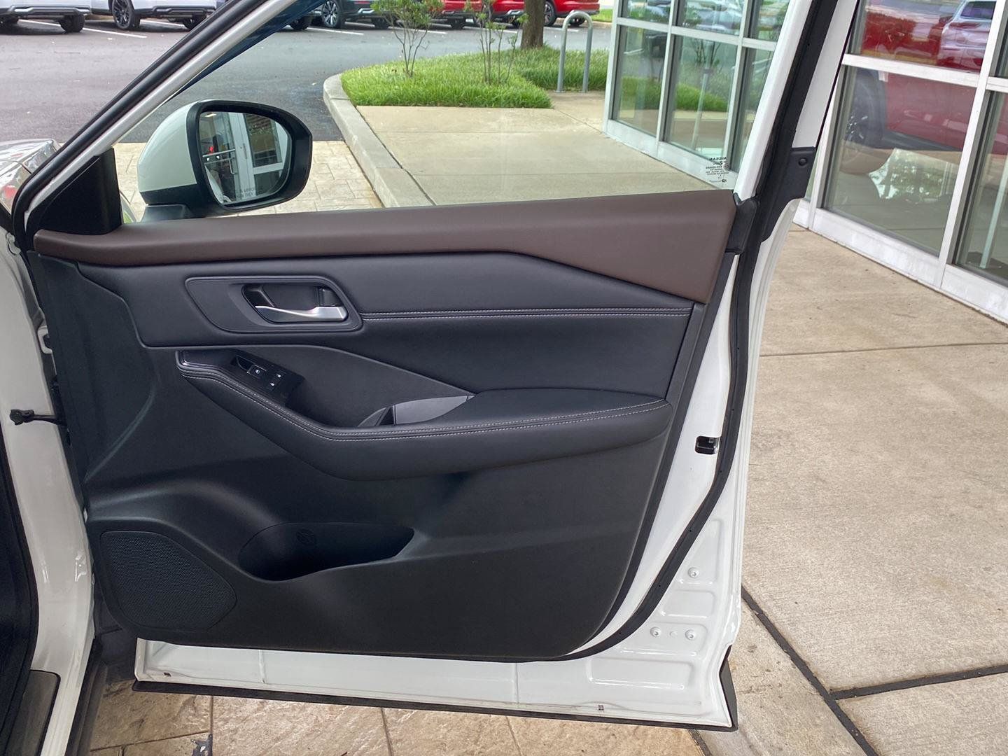Certified 2023 Nissan Rogue SL w/ SL Premium Package AWD/4WD image 25