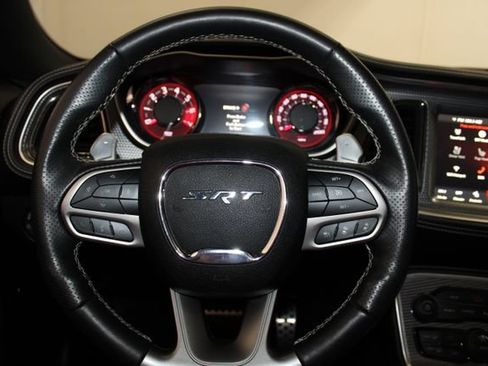 Used 2020 Dodge Challenger SRT Hellcat RWD image 28