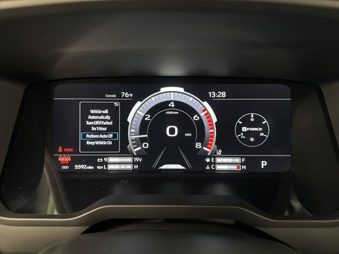 Used 2025 Toyota Tundra Platinum AWD/4WD image 19