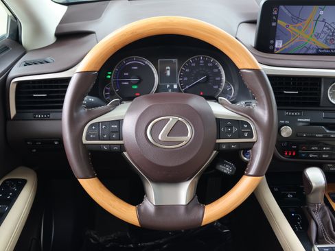 Used 2020 Lexus RX 450h AWD w/ Premium Package image 17