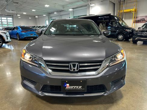 Used 2014 Honda Accord LX image 2