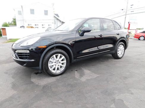 Used 2013 Porsche Cayenne Diesel AWD/4WD image 5