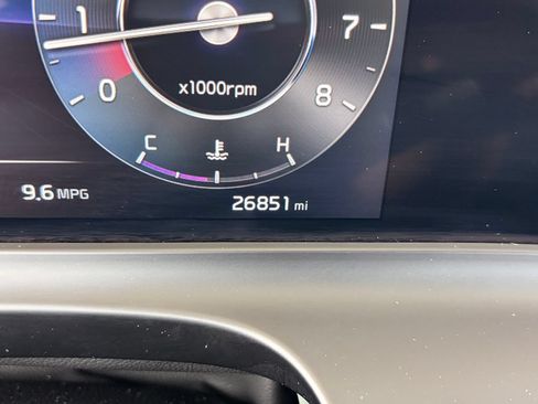 Used 2024 Kia Seltos SX w/ SX Sunroof Package AWD/4WD image 4