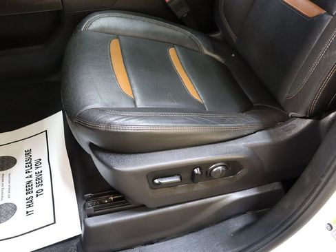 Used 2019 GMC Sierra 1500 AT4 w/ AT4 Premium Package AWD/4WD image 44
