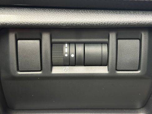 Certified 2024 Subaru Crosstrek 2.0i Premium w/ Crosstrek Mirror Package AWD/4WD image 15