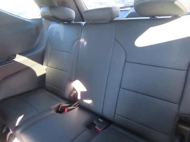 Certified 2025 Chevrolet Traverse High Country w/ LPO, Floor Liner Package AWD/4WD image 44