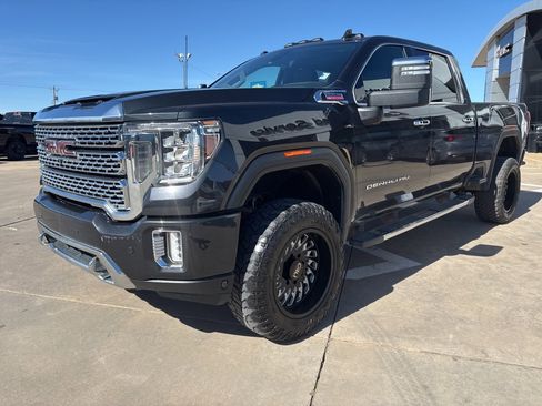 Used 2020 GMC Sierra 2500 Denali w/ Denali Ultimate Package image 2