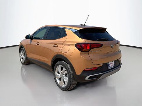 Used 2024 Buick Encore GX Preferred w/ Comfort Package FWD image 5