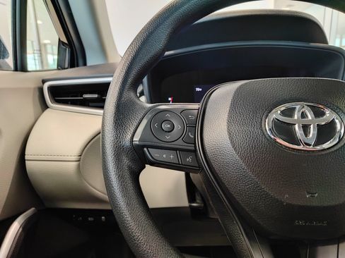 Used 2026 Toyota Corolla Cross L FWD image 14