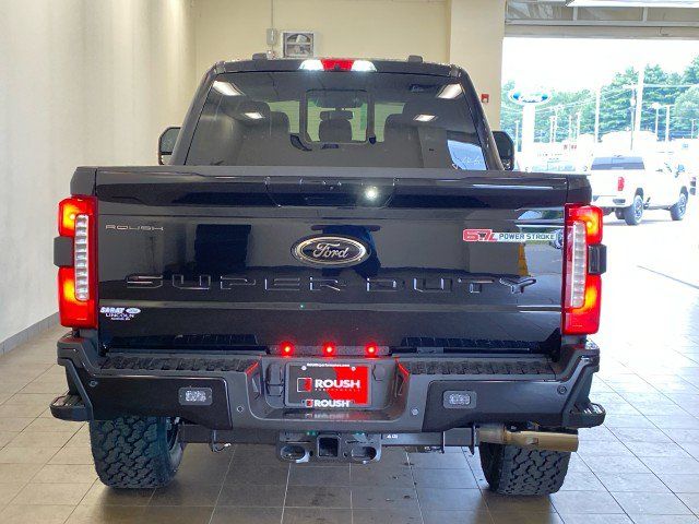 New 2026 Ford F250 Lariat w/ Black Appearance Package AWD/4WD image 6