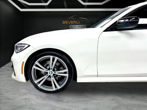 Used 2021 BMW 330i xDrive Sedan w/ M Sport Package AWD/4WD image 12