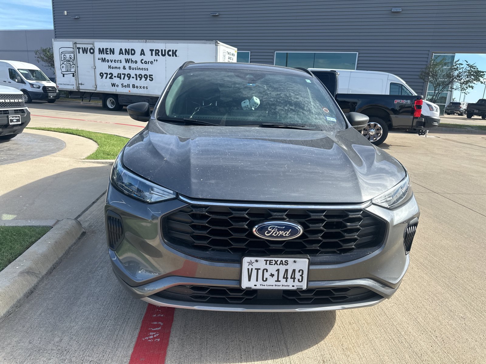 Used 2024 Ford Escape ST-Line w/ Tech Pack #1 FWD image 2