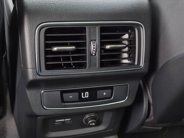 Used 2019 Audi Q5 2.0T Premium Plus w/ Premium Plus Package AWD/4WD image 17