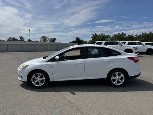 Used 2013 Ford Focus SE FWD image 6