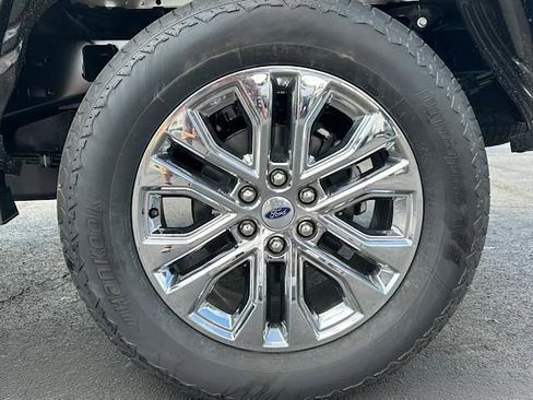 New 2025 Ford F150 Lariat w/ Equipment Group 502A High image 40