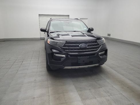 Used 2020 Ford Explorer XLT w/ Equipment Group 202A image 13