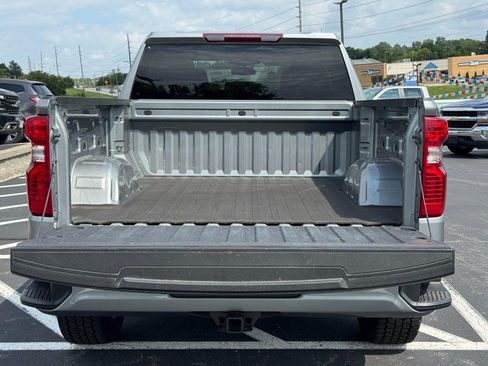 Used 2023 Chevrolet Silverado 1500 Custom w/ LPO, Dark Essentials Package AWD/4WD image 5