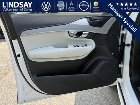 Used 2022 Volvo XC90 T8 R-Design w/ Advanced Package image 8