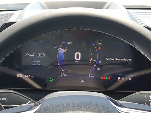 New 2025 Chevrolet Silverado EV LT image 28