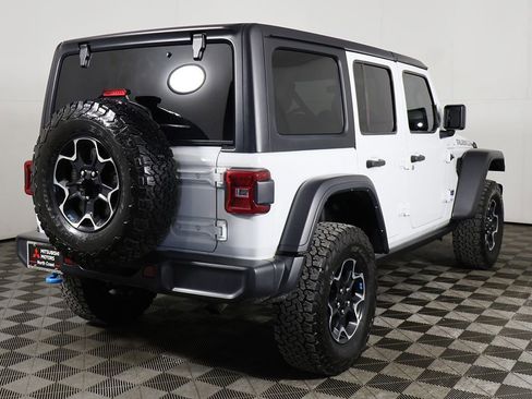 Used 2022 Jeep Wrangler Unlimited Rubicon 4xe w/ Cold Weather Group AWD/4WD image 18
