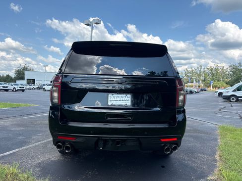 Used 2021 Chevrolet Tahoe High Country w/ Premium Package RWD image 4