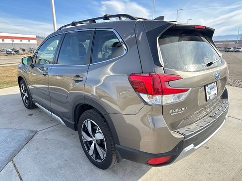 Used 2021 Subaru Forester Touring image 7