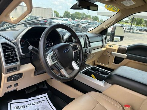 Certified 2019 Ford F250 Lariat w/ Lariat Ultimate Package AWD/4WD image 10