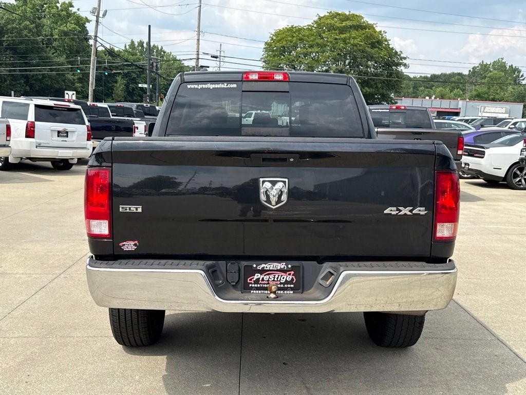 Used 2017 RAM 1500 Classic SLT AWD/4WD image 13