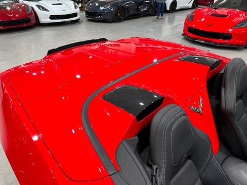Used 2018 Chevrolet Corvette Stingray Convertible w/ 3LT Preferred Equipment Group RWD image 27