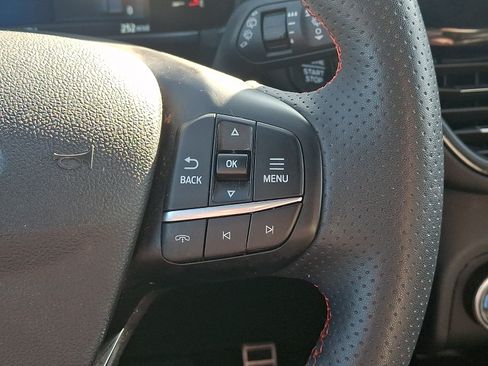 Used 2023 Ford Escape ST-Line Select AWD/4WD image 21