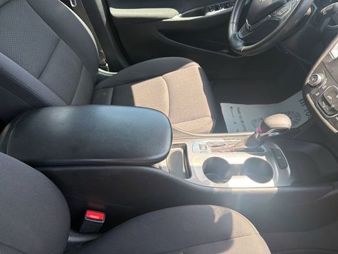 Used 2023 Chevrolet Malibu RS FWD image 37