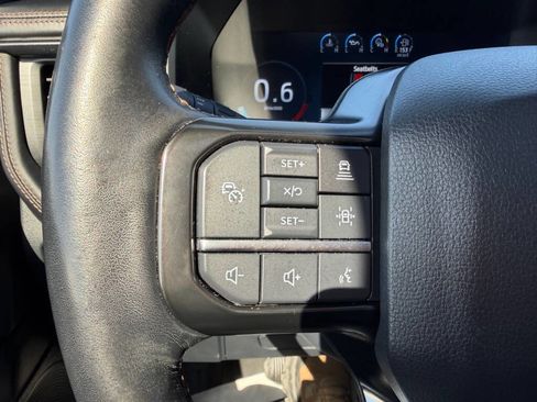Used 2023 Ford Expedition Max Platinum AWD/4WD image 19
