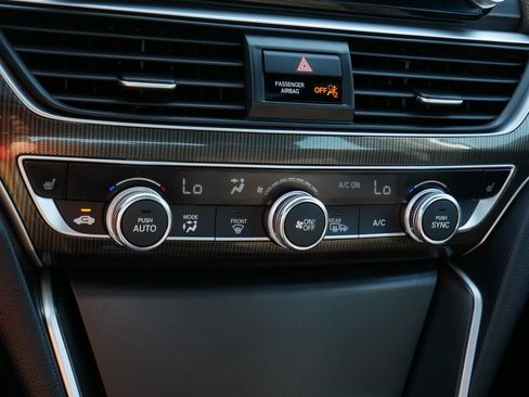 Used 2018 Honda Accord Sport image 23