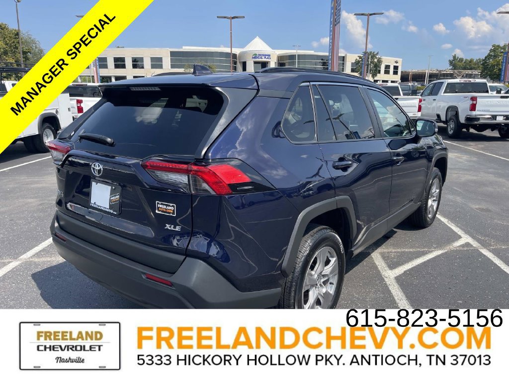Used 2025 Toyota RAV4 XLE FWD image 3