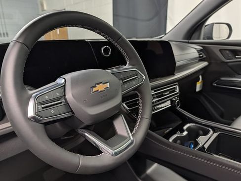 New 2027 Chevrolet Traverse LT w/ Sun and Wheel Package AWD/4WD image 19