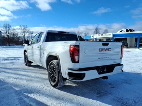 Used 2022 GMC Sierra 1500 Elevation image 9