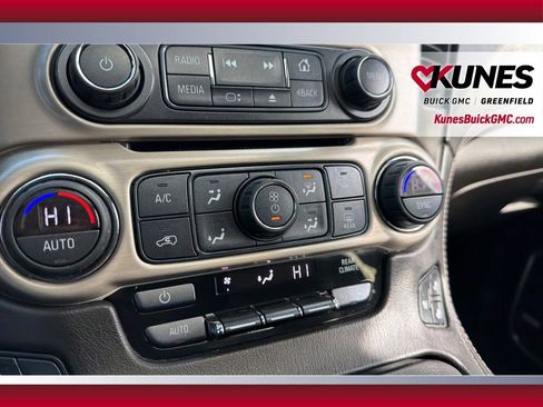 Used 2018 GMC Yukon XL Denali image 21